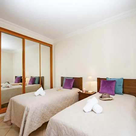 Apartment With 2 Rooms And Balcony 公寓 阿尔布费拉
